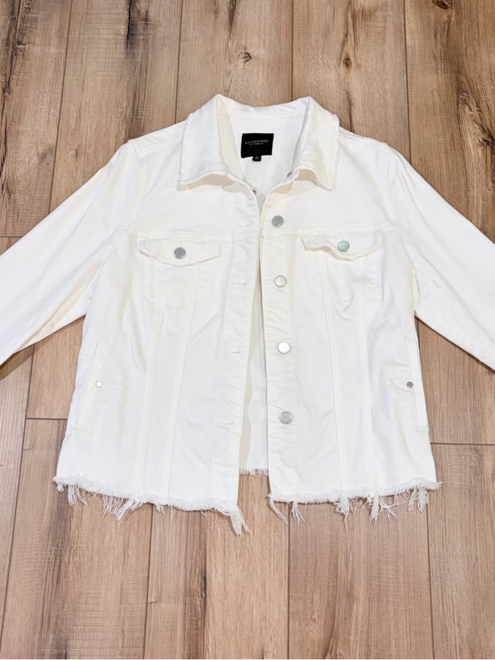 Liverpool LA White Denim Jacket Frayed Hem Minimalist Cropped M Clean Girl - Picture 8 of 10